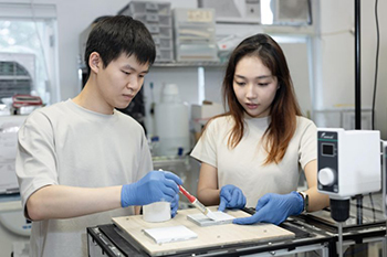MAE student research team wins unprecedented International Sustainability Award in the James Dyson Award
